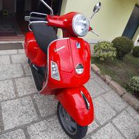 Vespa Piaggio 250 GTS del 2005 Km 8000