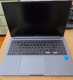 Samsung Galaxy Book 4 laptop in garanzia, i5 16gb