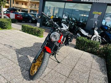 DUCATI Scrambler 800 TUTTO INCLUSO ANCHE PASSAGG