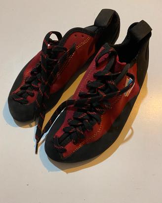 Scarpe free climbing