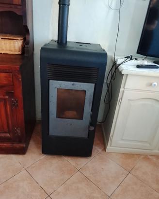Stufa a pellet Eva Calor