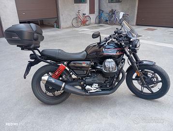 Moto Guzzi V7 Stone Special Ediction