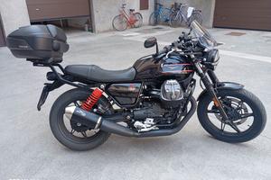 Moto Guzzi V7 Stone Special Ediction