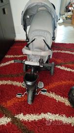 Triciclo Aston pari a nuovo