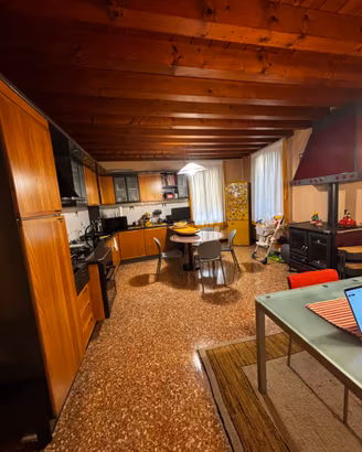 Cucina Berloni completa +Elettrodomestici +tavolo
