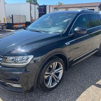 Volkswagen Tiguan 2.0 TDI SCR DSG Sport BlueMotion