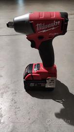 Avvitatore a impulsi Milwaukee M18  
