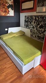 Letto Flekke ikea+ 2 materassi Malvik 80*200 cm