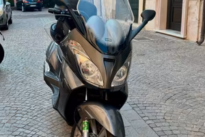 aprilia Atlantic 400