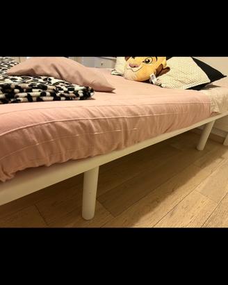 Scrivania ikea e testiera maison du monde