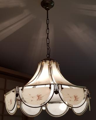 Lampadario in vetro e metallo