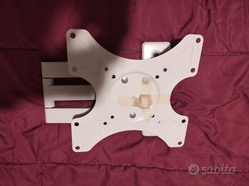 staffa bianca per televisore