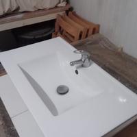 lavablo di porcellana