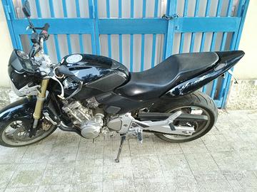 Hornet 2002