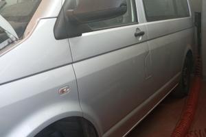 VOLKSWAGEN Caravelle/Multivan - 2011