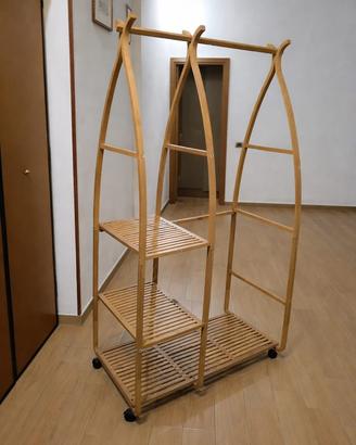 Appendi abiti di babu’