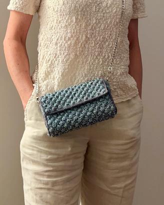 Borsetta pochette uncinetto con tracollina