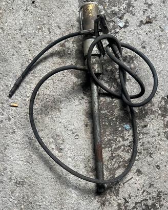 Pompa aspirazione liquidi con sistema ad aria