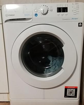 Lavatrice Indesit 8 kg 1200 giri