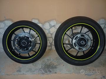 cerchi mt 07 completi di dischi/ corona etc