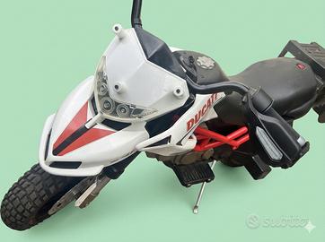 Moto peg perego ducati elettrica