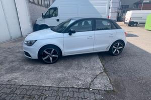 Audi a1 1.6 X neopatentati