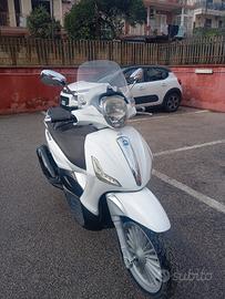 Beverly 300 completamente rigenerato