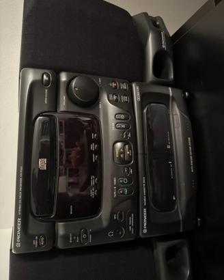 Stereo con casse con lettore cd e 2 mangiacassette