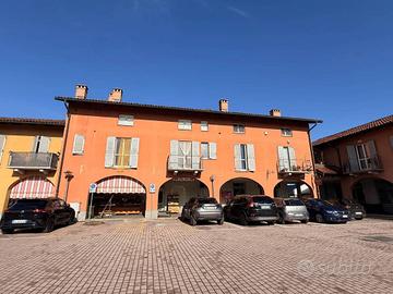 Appartamento di 95 m² con 3 locali e box auto a Ca