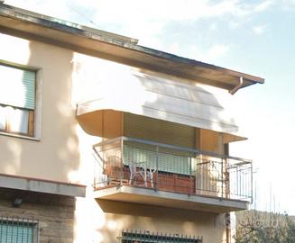 Tenda da Sole  a. CAPPUCCIO   in   PVC