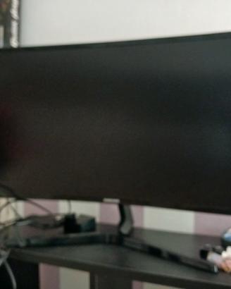 schermo curvo Samsung 27 pollici 