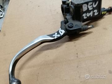 Pompa freno dx Beverly 2012