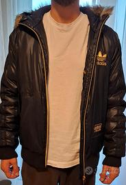Giacca Adidas Chile 62 Nero/Oro Taglia M