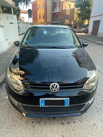 VOLKSWAGEN Polo 5ª serie - 2010