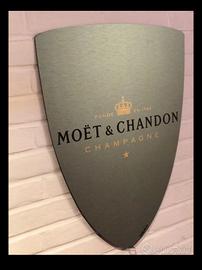 MOËT & CHANDON - PERFETTA DECORAZIONE PER LOCALI