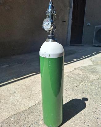 Bombola per ossigeno vuota
