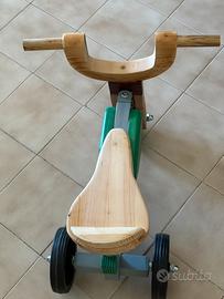 Triciclo bimbi  realizzato in legno  da me
