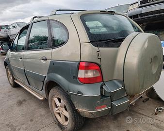 Ricambi Renault Scenic Megane 4x4 1.9 diesel anno 