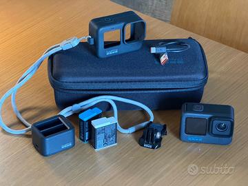 GoPro Hero10 Black 5,3K + Accessori