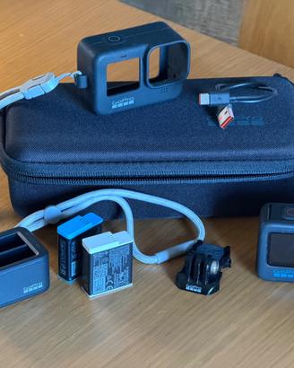 GoPro Hero10 Black 5,3K + Accessori