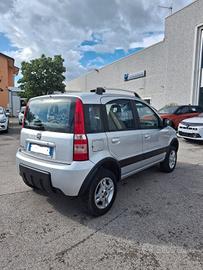 Fiat Panda 1.3 MJT 16V DPF 4x4 Climbing