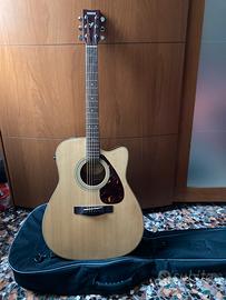 Chitarra acustica yamaha