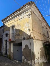 Casa indipendente a San Martino in pensilis