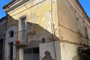 Casa indipendente a San Martino in pensilis