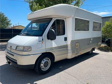 Laika ecovip 7R 1998 4 posti con  clima in cabina