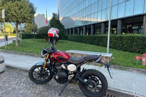 Triumph 400 X