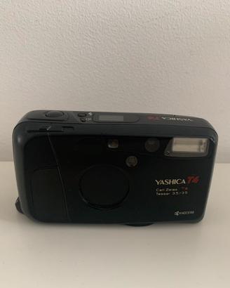 Yashica T4