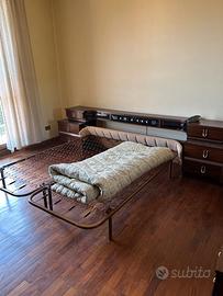 Camera da letto vintage anni 70