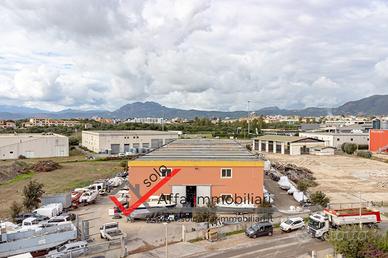 Capannone Commerciale Zona Industriale