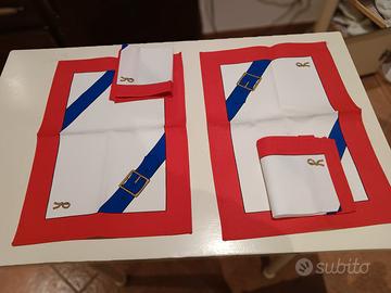2 tovaliette con tovaglioli